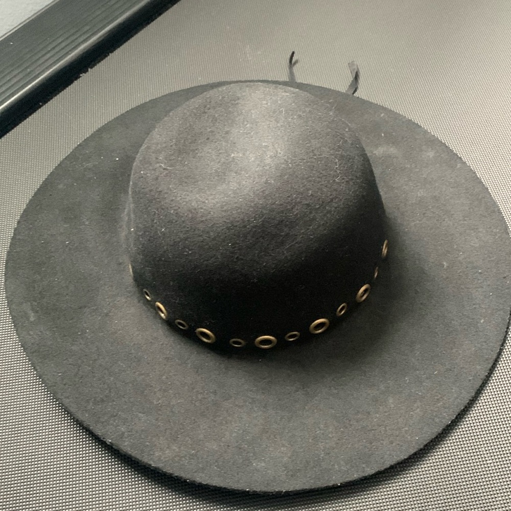 Wool hat